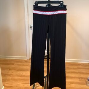 Women LuLuLemon flared jogger size 6/8 Preloved